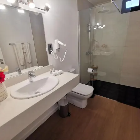 Appartement Charming In Calheta Beach - Esmeralda *