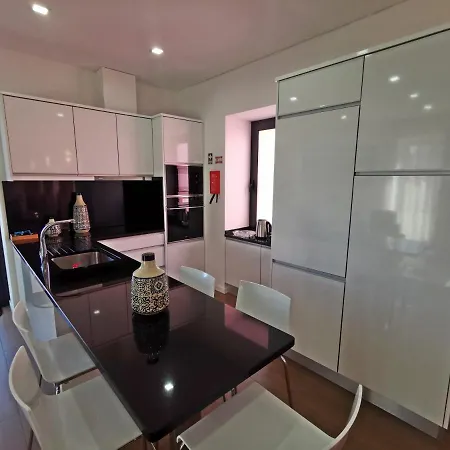 Charming In Calheta Beach - Esmeralda