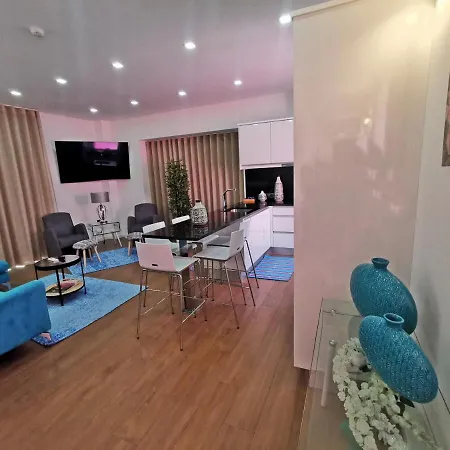 Apartamento Charming In Calheta Beach - Esmeralda