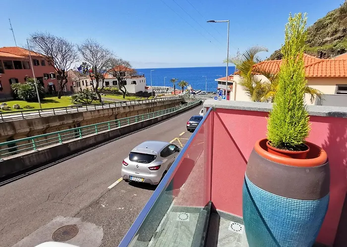 Apartment Charming In Calheta Beach - Esmeralda *