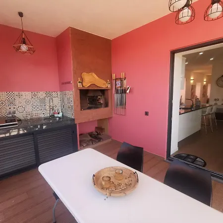 Charming In Calheta Beach - Esmeralda Apartment *
