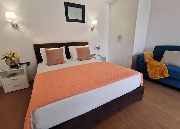 Lägenhet Charming In Calheta Beach - Esmeralda