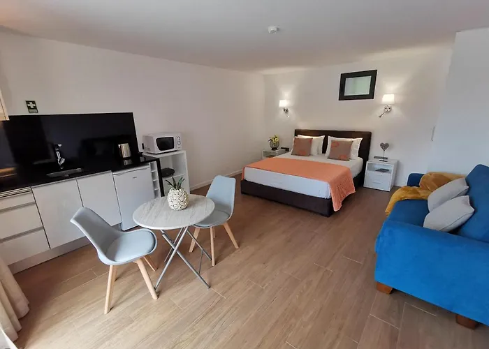 Appartement Charming In Calheta Beach - Esmeralda