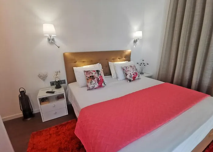 Charming In Calheta Beach - Esmeralda Appartement *